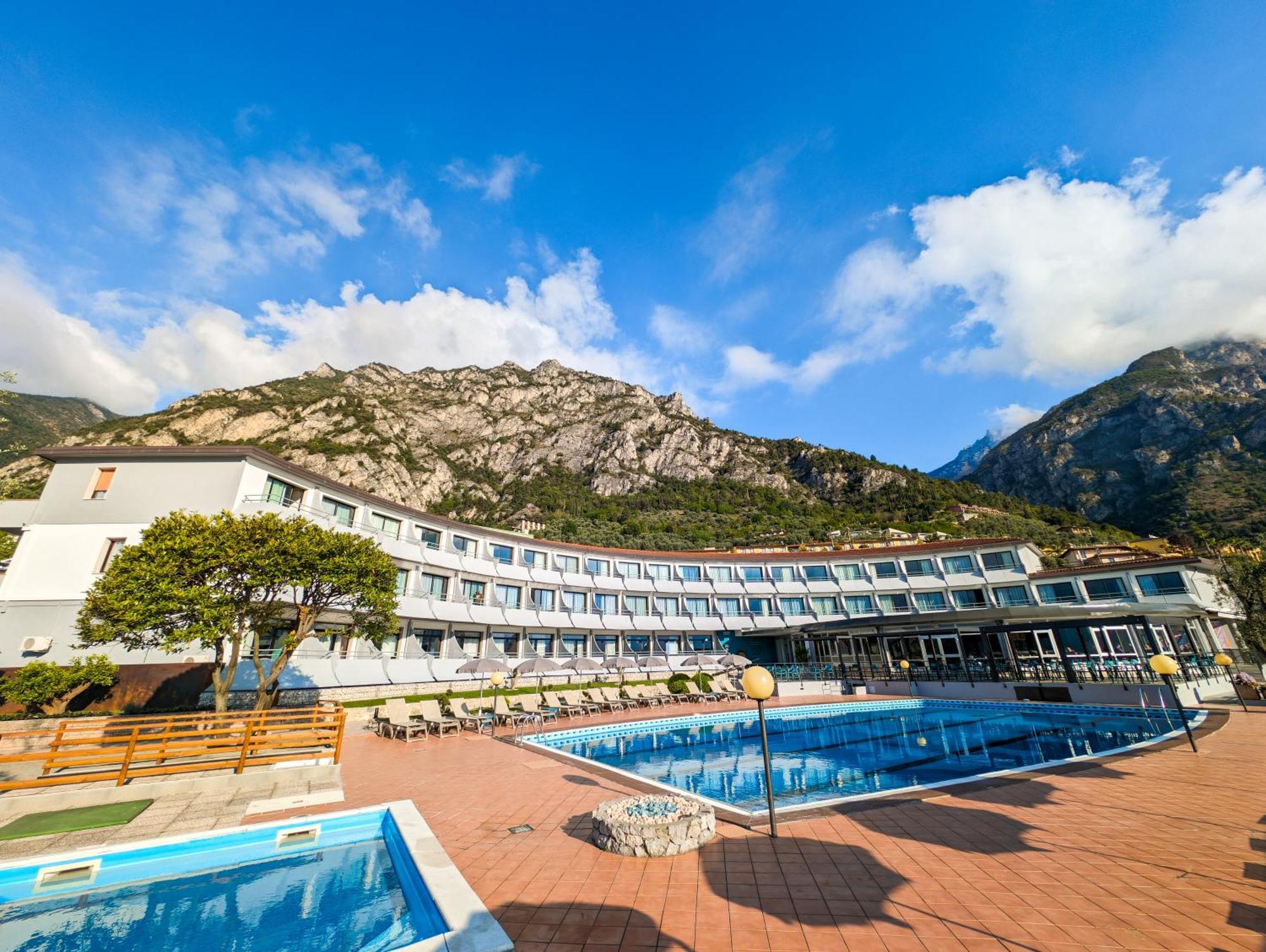 Aria Life Hotel Limone sul Garda Exterior foto